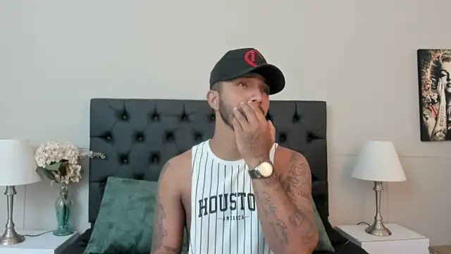 Robin Rief online show from 09-18-25, 03:31