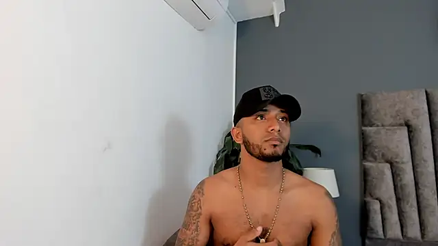 Robin Rief online show from 12-02-25, 03:52