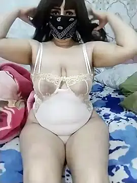 Kamilya 767 online show from 12-13-24, 04:38