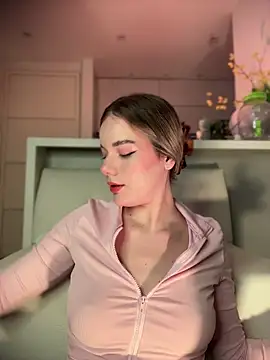 NicoleCut online show from 05-12-26, 09:15