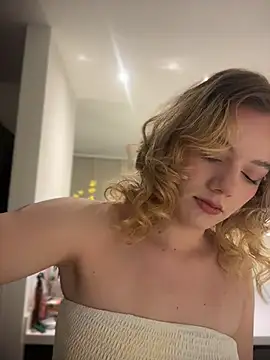NicoleCut online show from 05-31-26, 08:53