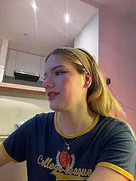 NicoleCut online show from 03-07-26, 09:59