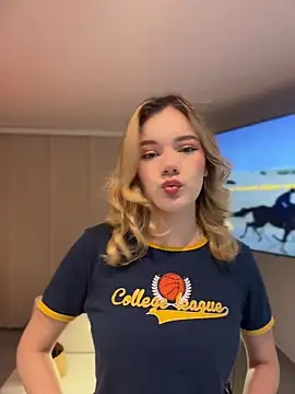 NicoleCut online show from 03-27-26, 11:16