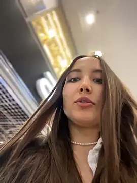 VelvetVixenI online show from 05-18-26, 05:18