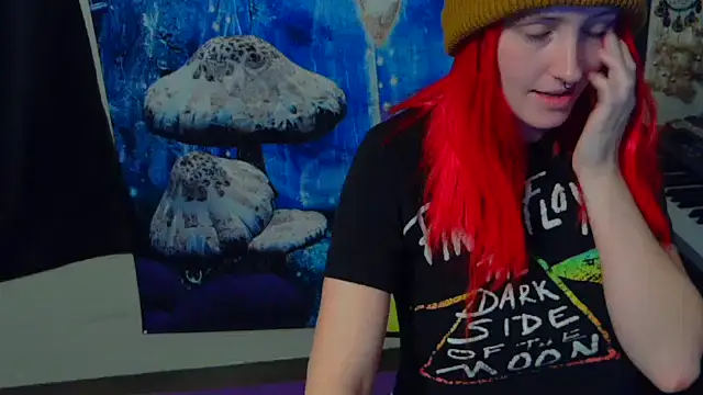  hellostormy  online show from 11-18-25, 11:57