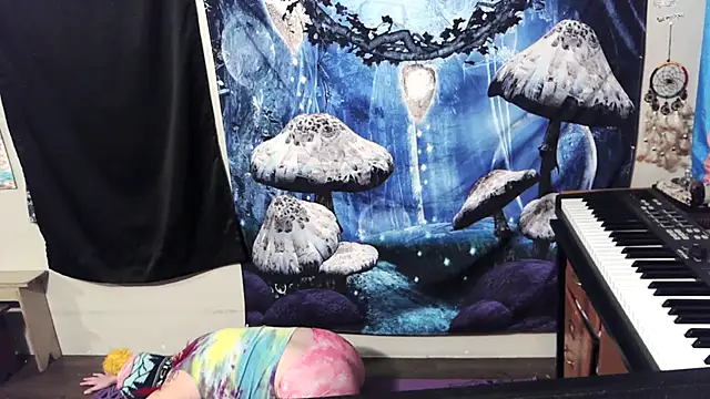  hellostormy  online show from 11-26-25, 10:26