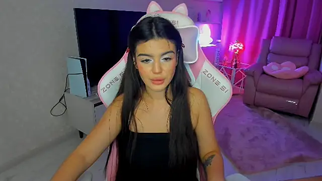 AlluringAriel online show from 09-28-25, 07:43