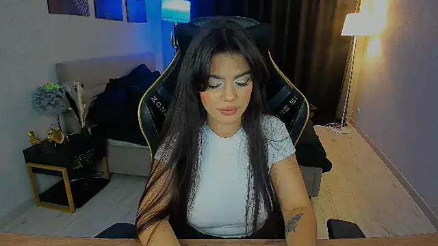 AlluringAriel online show from 09-27-25, 07:42