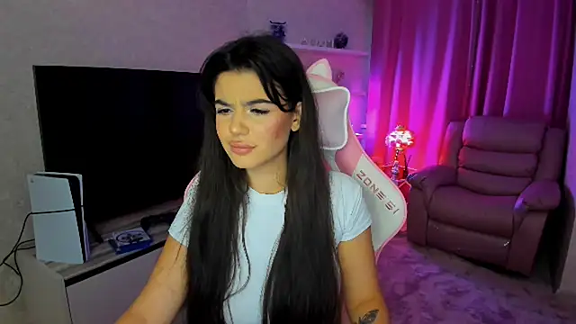 AlluringAriel online show from 09-11-25, 03:17