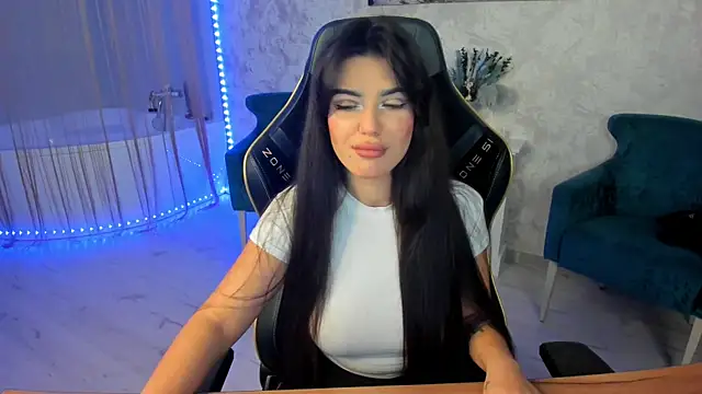 AlluringAriel online show from 10-04-25, 07:26