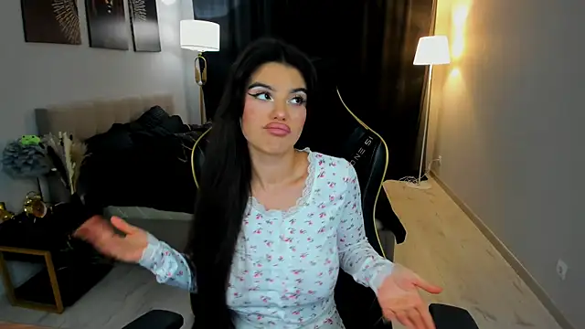 AlluringAriel online show from 09-24-25, 11:39