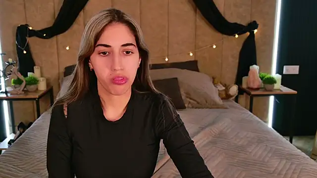 Teresa Stane online show from 03-18-25, 09:01