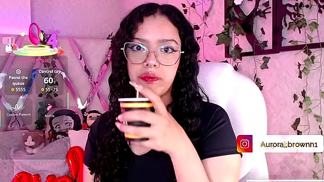 Aurora Brownn online show from 11-20-25, 04:24