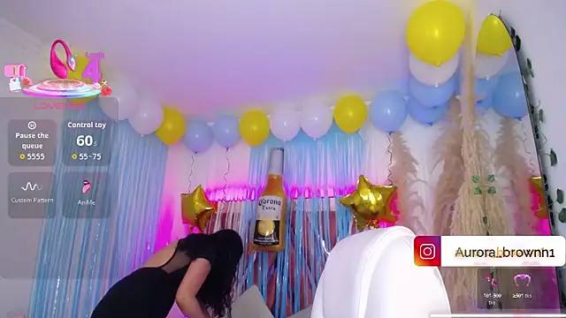 Aurora Brownn online show from 09-27-25, 04:40