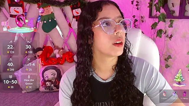 Aurora Brownn online show from 12-18-25, 05:01