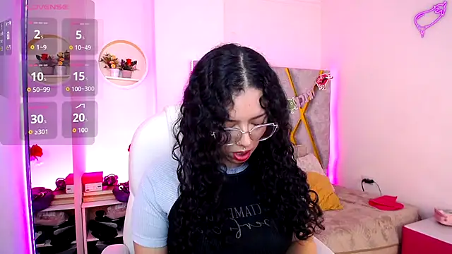 Aurora Brownn online show from 12-20-25, 11:51