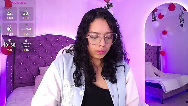 Aurora Brownn online show from 03-17-25, 02:08