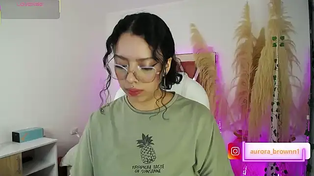 Aurora Brownn online show from 09-15-25, 01:17
