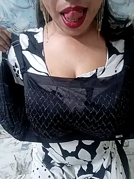 Snapshot of Haniya-143 chatting on 05-23-26, 01:54 Haniya-143 online show from 05-23-26, 01:54