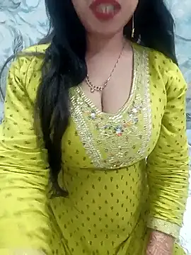Snapshot of Haniya-143 chatting on 06-07-26, 01:00 Haniya-143 online show from 06-07-26, 01:00