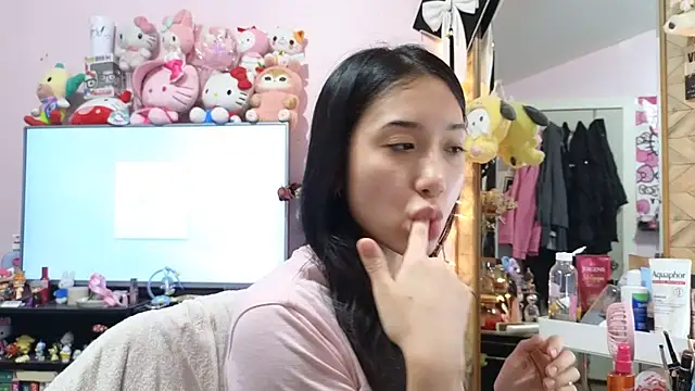 Snapshot of tokyobaby chatting on 11-30-25, 02:56 tokyobaby online show from 11-30-25, 02:56