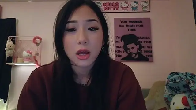 Snapshot of tokyobaby chatting on 02-12-25, 03:29 tokyobaby online show from 02-12-25, 03:29