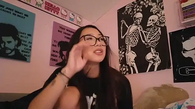 Snapshot of tokyobaby chatting on 09-28-25, 07:26 tokyobaby online show from 09-28-25, 07:26