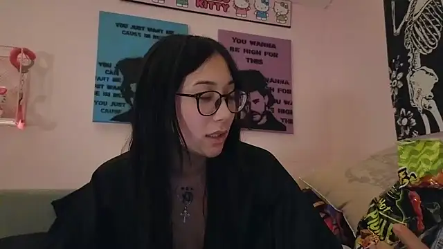 Snapshot of tokyobaby chatting on 02-05-25, 03:13 tokyobaby online show from 02-05-25, 03:13