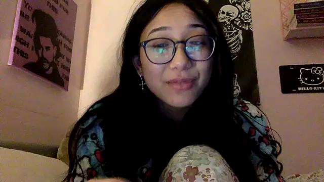 Snapshot of tokyobaby chatting on 12-11-24, 08:36 tokyobaby online show from 12-11-24, 08:36