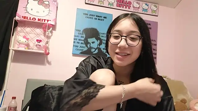 Snapshot of tokyobaby chatting on 01-22-25, 07:14 tokyobaby online show from 01-22-25, 07:14