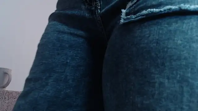 LatinasGoddesses  online show from 09-12-25, 08:30