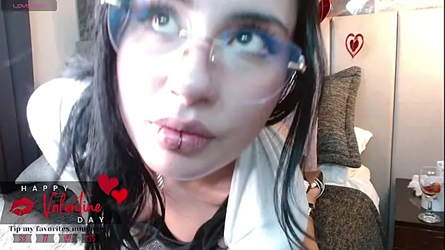 mia saintt online show from 02-15-25, 03:39