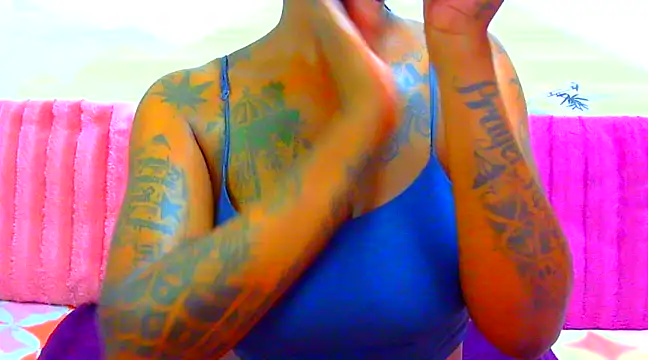 TattoedGoddessxx online show from 03-10-25, 06:23