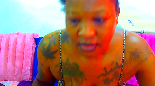 TattoedGoddessxx online show from 03-03-25, 02:28