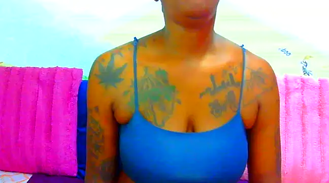 TattoedGoddessxx online show from 03-16-25, 08:21