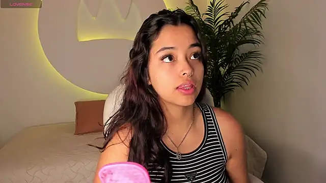 Ariana Pierce online show from 10-11-25, 12:28