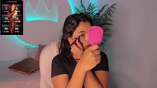 Ariana Pierce online show from 10-16-25, 11:29