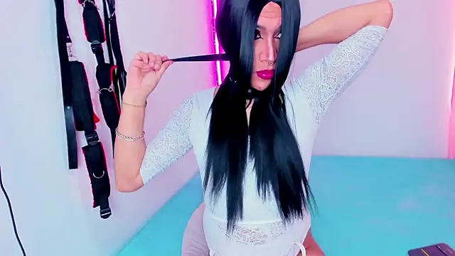 Candace Queen online show from 11-01-25, 05:18