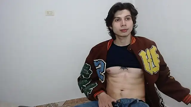 Snapshot of pervertsteens3 chatting on 02-08-26, 08:06 pervertsteens3 online show from 02-08-26, 08:06