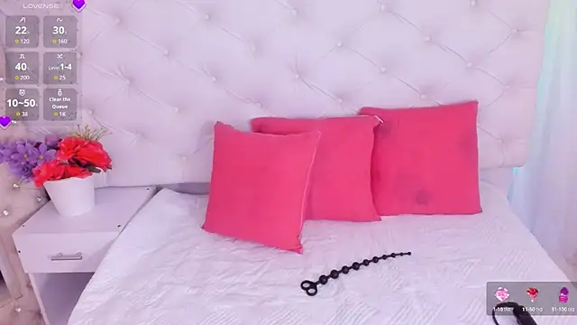 anchela-garcia1 online show from 09-24-25, 12:22