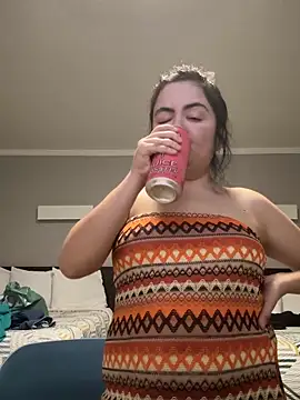 Snapshot of littlemissbabycakes chatting on 02-06-26, 04:30 littlemissbabycakes online show from 02-06-26, 04:30