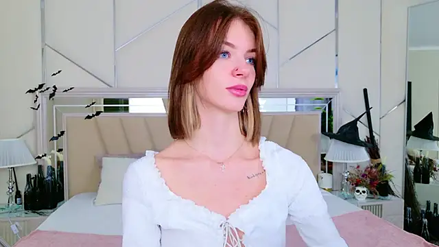 MeganMour online show from 10-30-25, 05:10