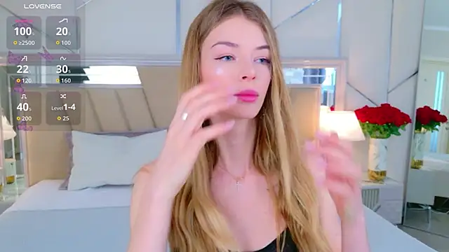 MeganMour online show from 04-20-26, 04:37