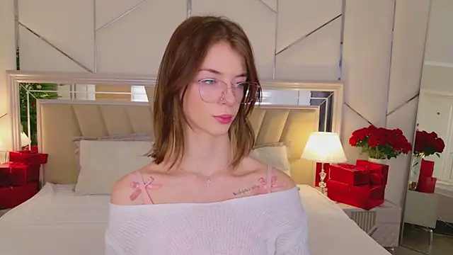 MeganMour online show from 12-22-25, 06:08