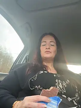 Engel mia online show from 12-16-25, 12:09