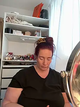 Engel mia online show from 09-27-25, 11:05