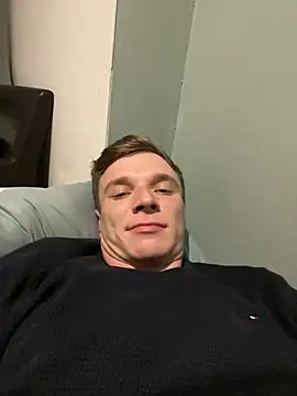 johnyli23 online show from 12-11-24, 12:02