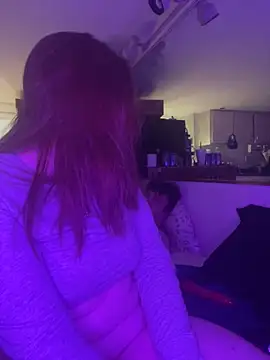 bree4205 online show from 12-20-24, 03:36