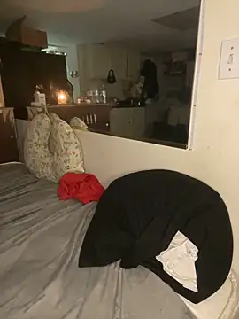 bree4205 online show from 01-02-25, 11:27