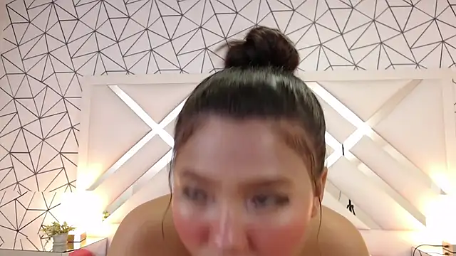 KYOO LENOXX online show from 02-27-25, 03:08